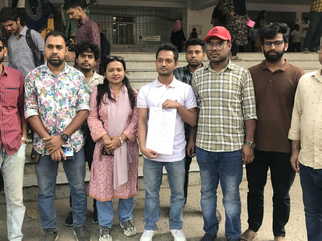 স্বতন্ত্র ভিপি পদে মনোনয়ন নিলেন জবি ছাত্রদল নেতা তৌহিদ